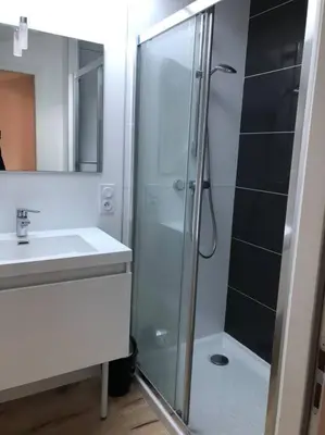 Salle de bains dans l'établissement Moulin de l’aubier
