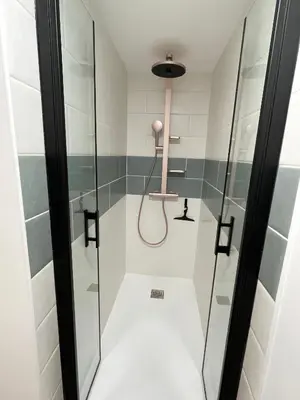 Salle de bains dans l'établissement Les studios du chemins vert