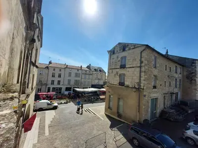 Quartier de l'appartement ou autre quartier proche