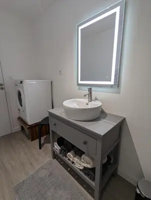 Salle de bains dans l'établissement Gîte Clémathite
