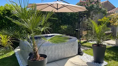 Jardin de l'établissement Chambre d'hôte chez Roberto et Hervé