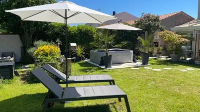 Jardin de l'établissement Chambre d'hôte chez Roberto et Hervé