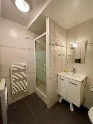 Salle de bains dans l'établissement Appartement avec terrasse