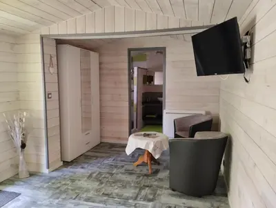 Télévision ou salle de divertissement dans l'établissement Domaine la belle charentaise