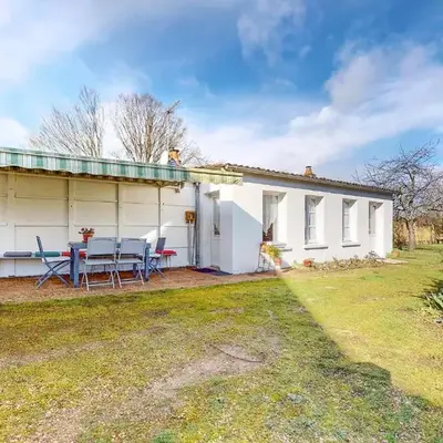 Cozy Home In Montmorillon With Wi-Fi