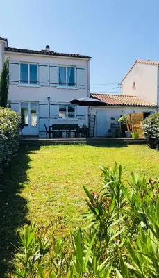 Jardin de l'établissement Maison paisible