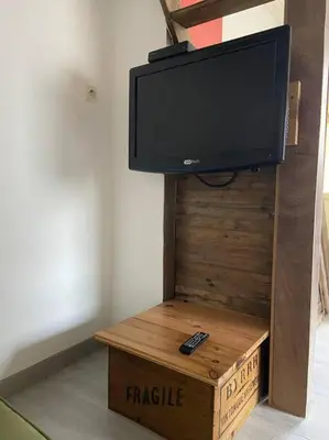 Télévision ou salle de divertissement dans l'établissement Joli loft rénové