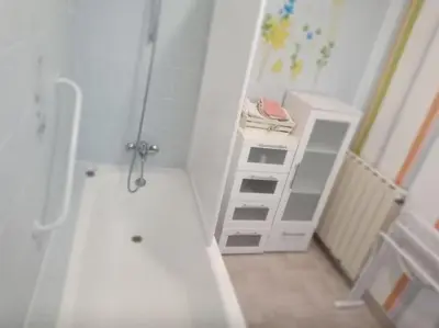 Salle de bains dans l'établissement Cottage by the Chateau with pool in National Parc