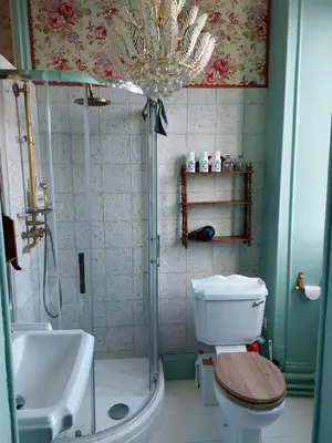 Salle de bains dans l'établissement La Gueriniere l'anglaise