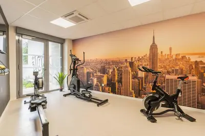 Salle ou équipements de sports de l'établissement UXCO Le Spot