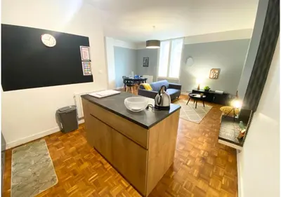 Cuisine ou kitchenette dans l'établissement Le 107 - Poitiers - CHU - La Conciergerie.