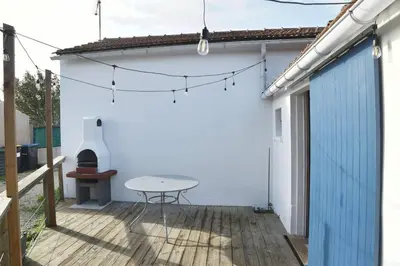 Plan de l'établissement Charmante maisonnette avec terrasse