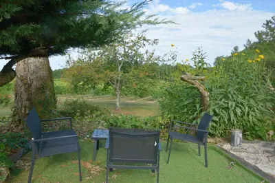 Jardin de l'établissement Domaine chez Maurice