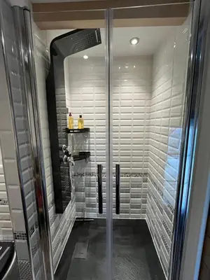 Salle de bains dans l'établissement La Petite Maison - La Grange des Colporteurs