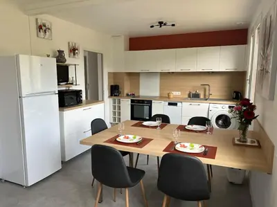 Cuisine ou kitchenette dans l'établissement Le gîte de Marie
