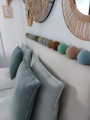 Coin salon dans l'établissement Aix'capade by Aixkeys avec piscine 5 min plages Fouras