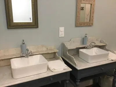 Salle de bains dans l'établissement Château des Fouilloux