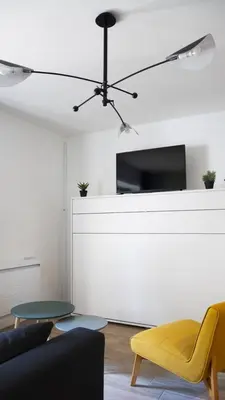 Télévision ou salle de divertissement dans l'établissement Le Céleste: Hypercentre, quiet and parking