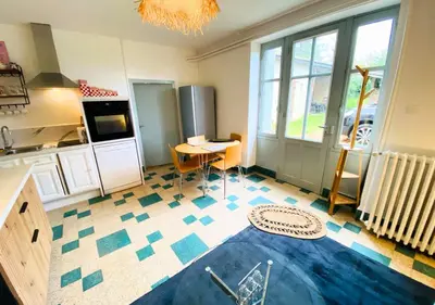 Cuisine ou kitchenette dans l'établissement Le Bellevue #2 - 5 personnes - Futuroscope -La Conciergerie
