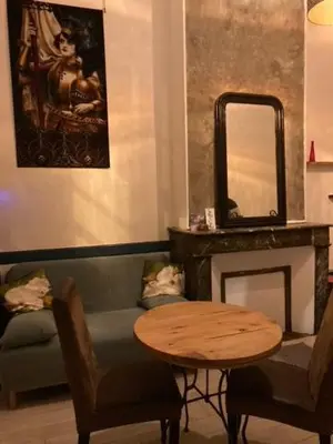 Coin salon dans l'établissement L’insolite