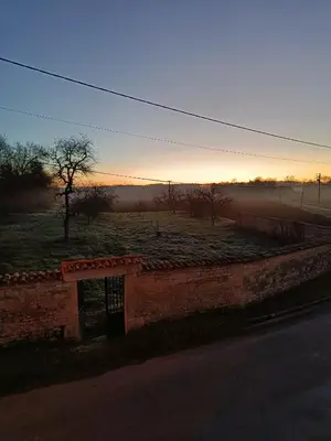 Lever ou coucher de soleil vu de la maison de vacances ou à proximité