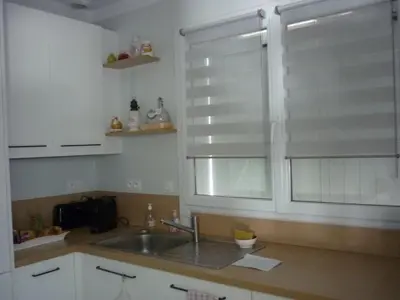 Cuisine ou kitchenette dans l'établissement maison aigrefeuille 20 mn mer