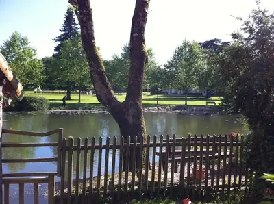 Vue sur la rivière ou le fleuve situé(e) à proximité de la maison de vacances