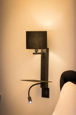 Télévision ou salle de divertissement dans l'établissement Love Room centre ville de Cognac