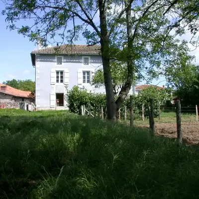 La Maison Bleue