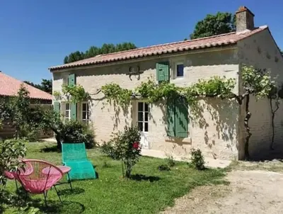 Jardin de l'établissement Gîte La Vigne Verte