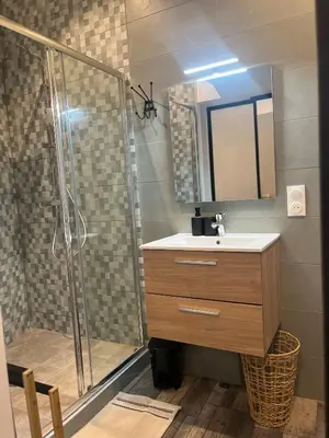 Salle de bains dans l'établissement Cocooning à cognac