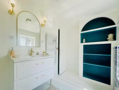 Salle de bains dans l'établissement LE PETIT FRANC gite cosy proche tous commerces