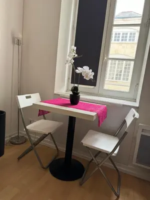 Plan de l'établissement Studio, hyper centre La Rochelle