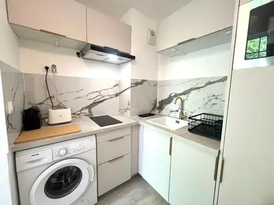 Cuisine ou kitchenette dans l'établissement Le Clos Demoiselles