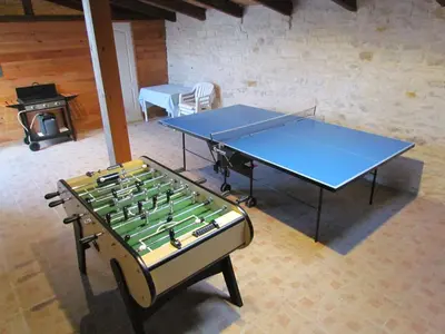 Tennis de table au sein de l'établissement Appartement La Rochelle ou à proximité