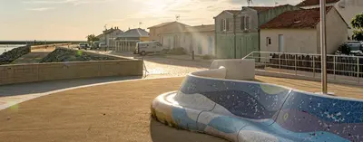 Piscine de l'établissement Thalassothérapie Chatelaillon ou située à proximité