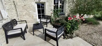 Jardin de l'établissement Le Clos du Puits