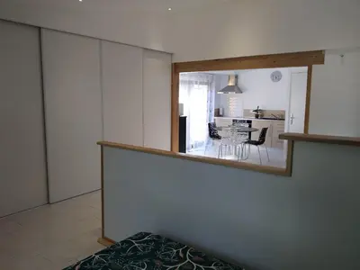 Cuisine ou kitchenette dans l'établissement Quatre As - Studio au calme