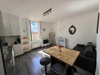 Cuisine ou kitchenette dans l'établissement Islen