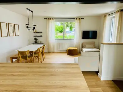 Cuisine ou kitchenette dans l'établissement La Petite Maison du Quai - face à la sèvre