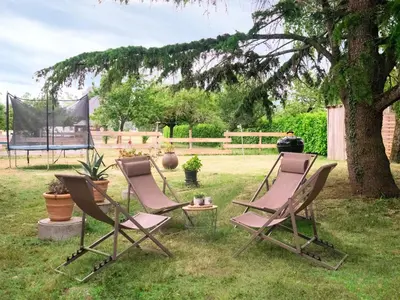 Jardin de l'établissement Gîte Demilenise - Villemain