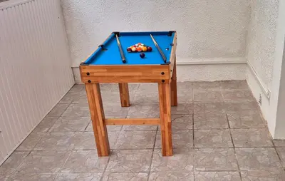 Billard dans l'établissement Lovely Bellamy centre-ville gare maison neuve