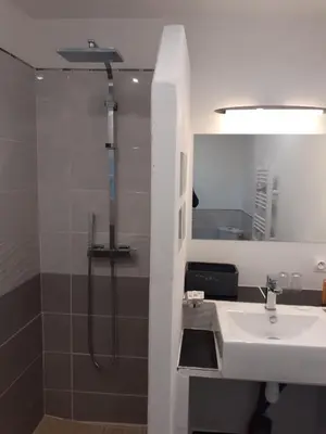 Salle de bains dans l'établissement Ô calme
