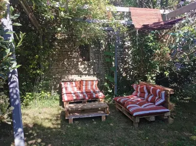 Jardin de l'établissement Gîte chaleureux à Cherveux