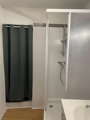 Salle de bains dans l'établissement Studio centre ville