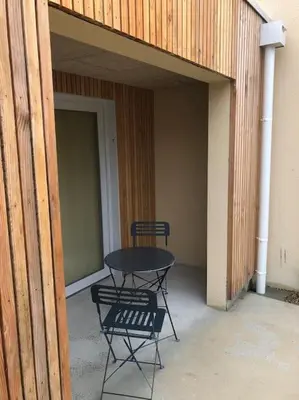 Balcon ou terrasse dans l'établissement Le Lodge