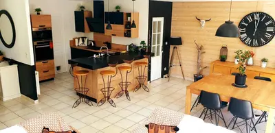 Cuisine ou kitchenette dans l'établissement Villa CLOTESS
