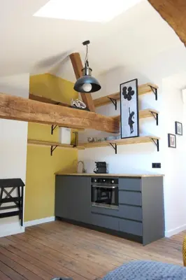 Cuisine ou kitchenette dans l'établissement La Galerie, Et Pop Et Chic !