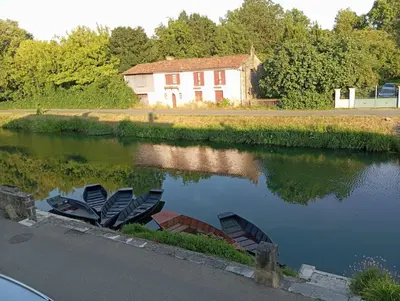 Vue sur la rivière ou le fleuve situé(e) à proximité de l'appartement