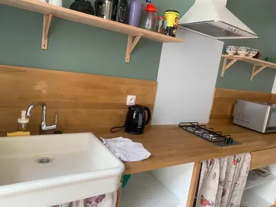 Cuisine ou kitchenette dans l'établissement Appart à Mémé 2 chambres